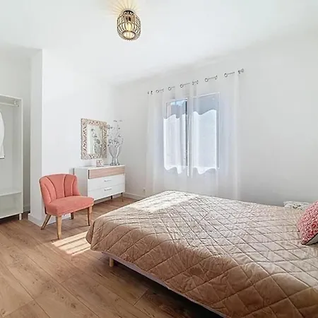 Vila Renovee Confort Avec Piscine